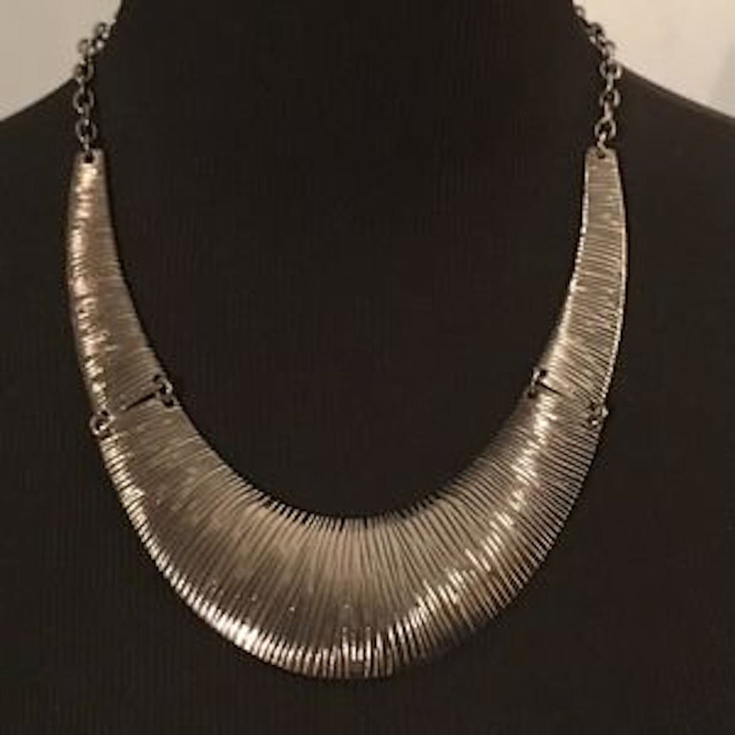 3pc Gunmetal Choker/Earrings/Bangle Statement Set
