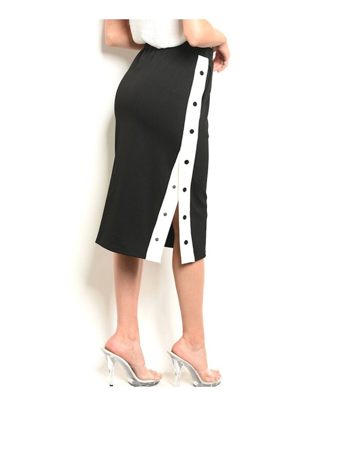 Sporty Chic Snap Side Straight Midi Skirt