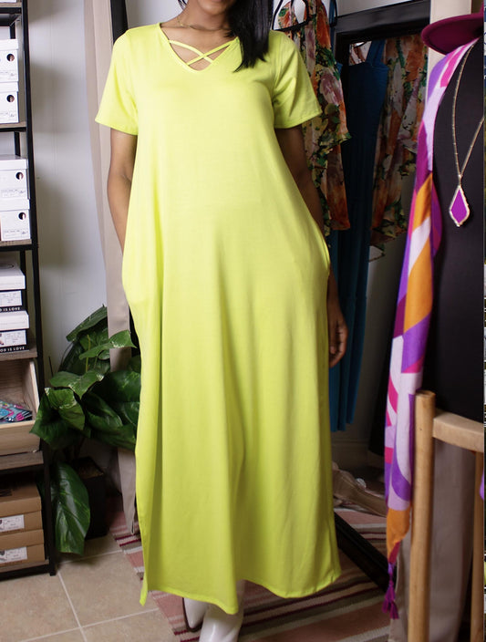 Women's Short Sleeve Lattice Neckline Pocket Side Slit Maxi Dress Fashion